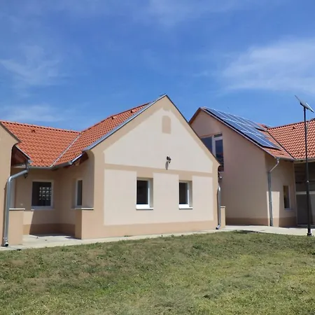 Nagyharsanyi Vendeghaz Guest house Nagyharsany